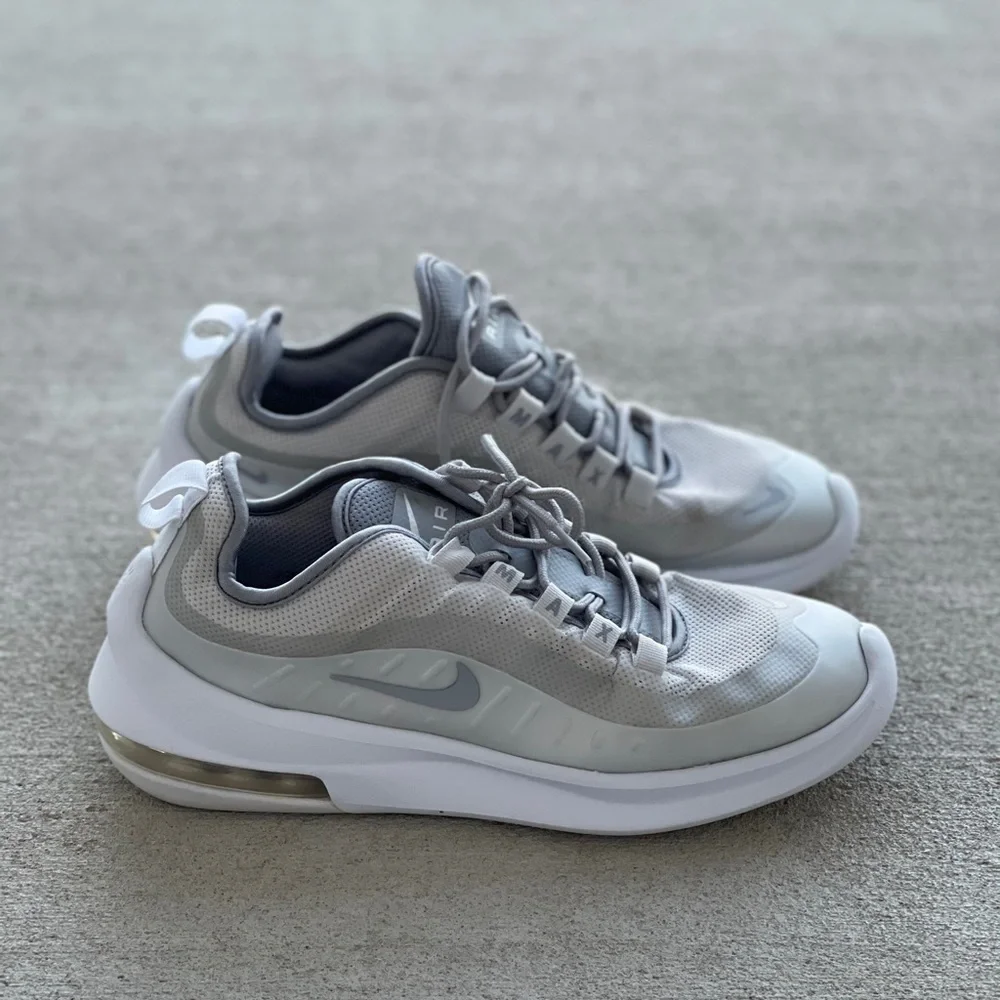 Nike Air Max Axis